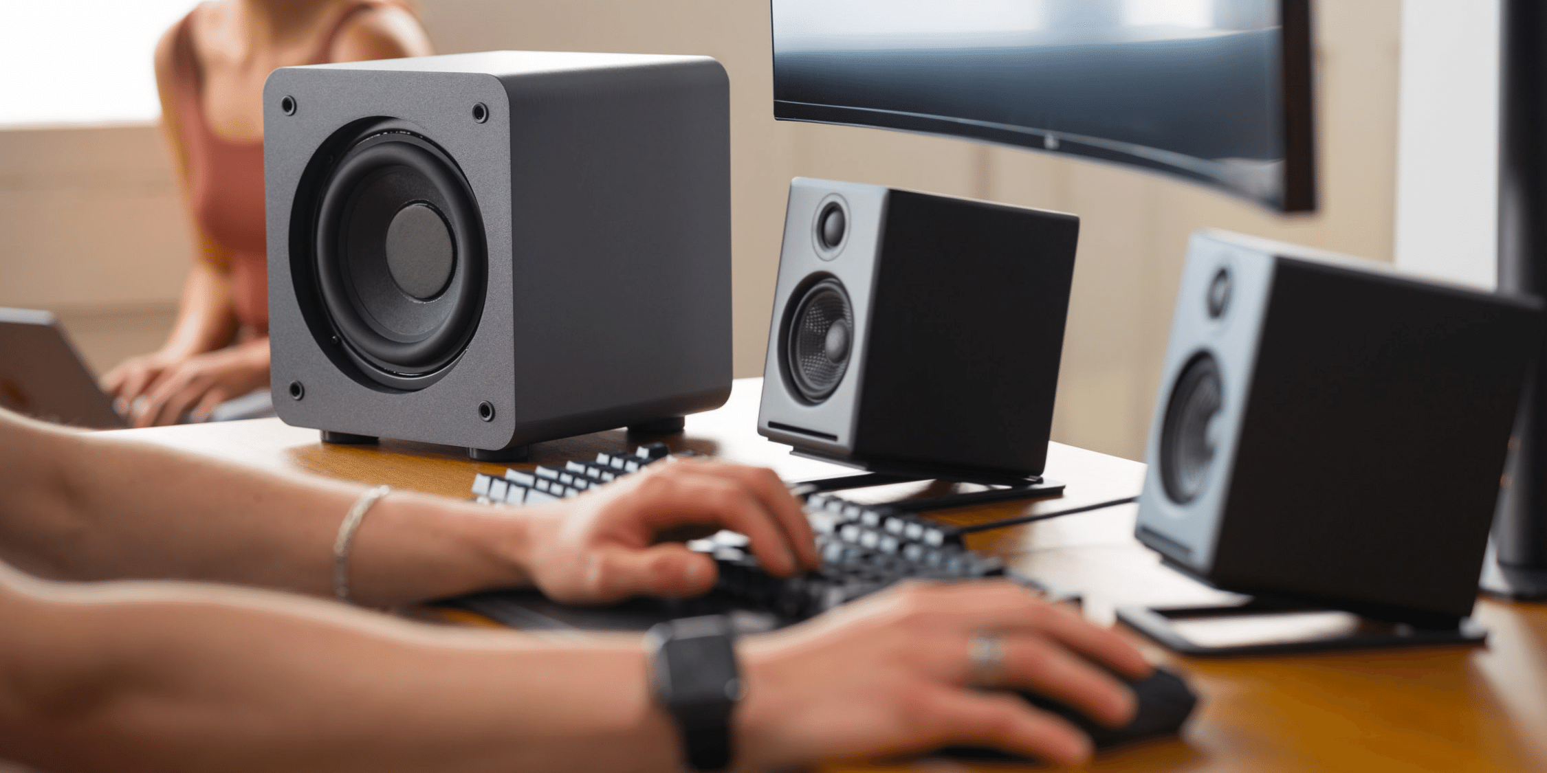 S6 Powered Subwoofer Press Release